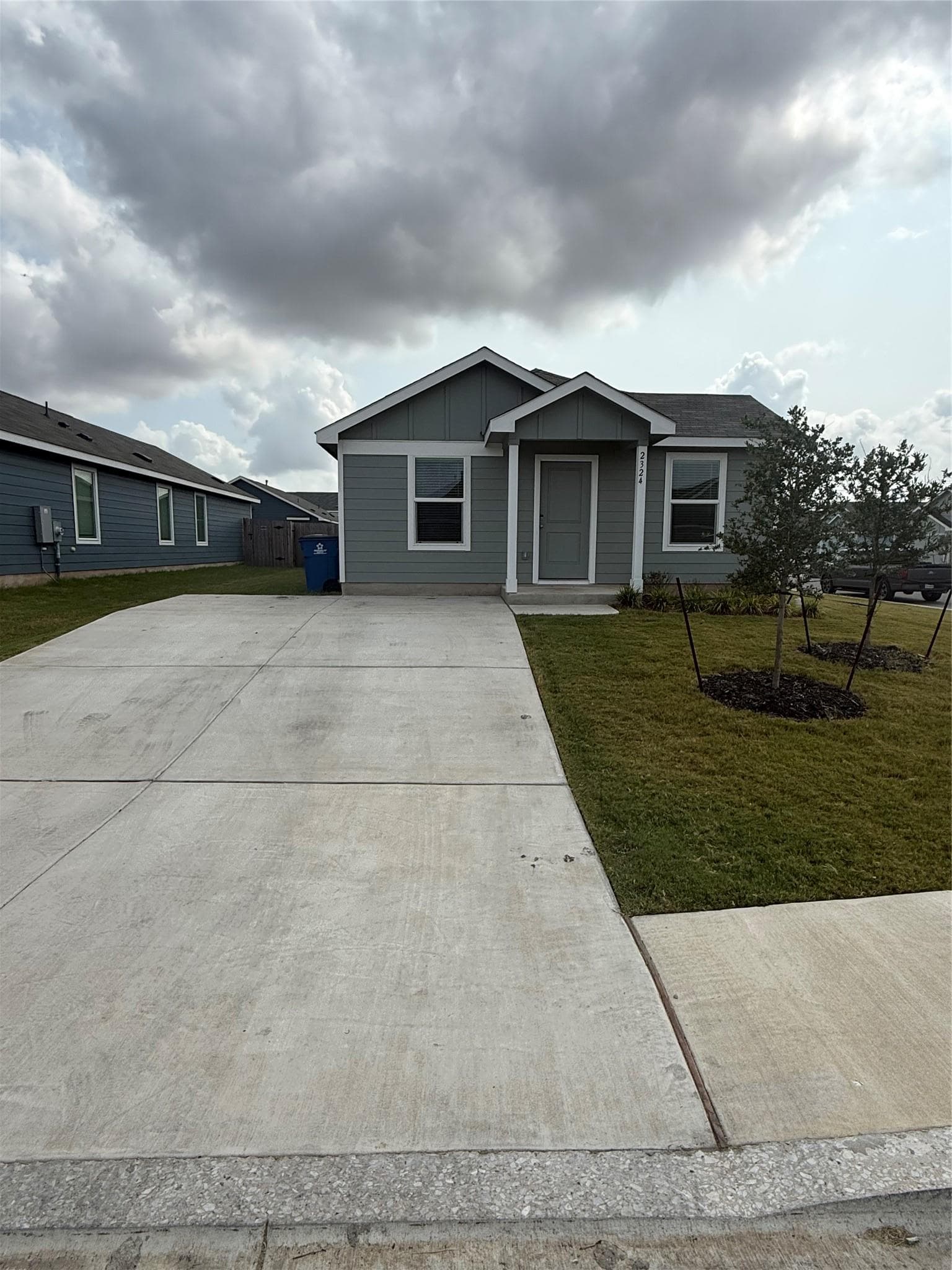 2324 Dust Devil Dr