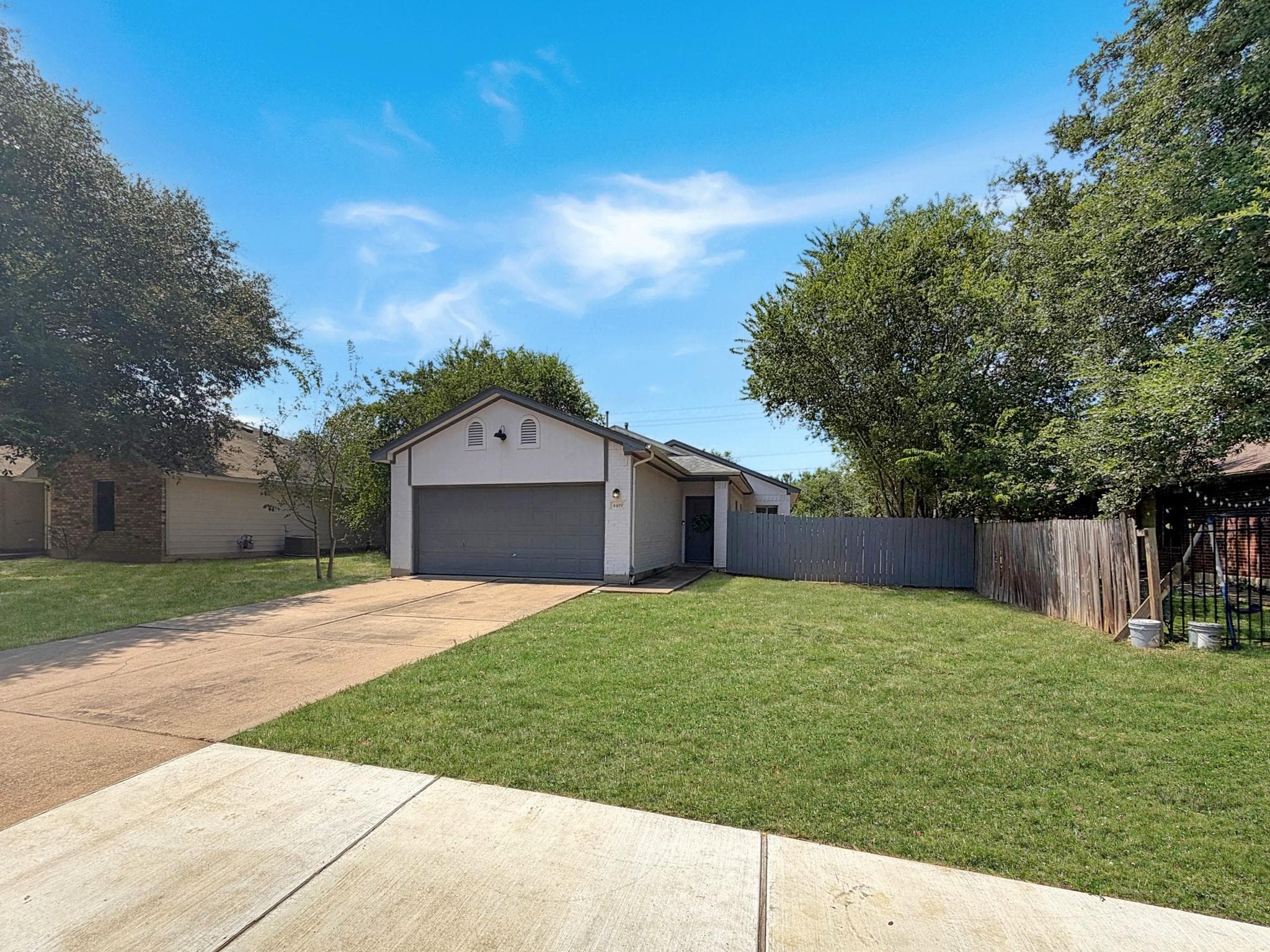 4419  QUICKSILVER Blvd