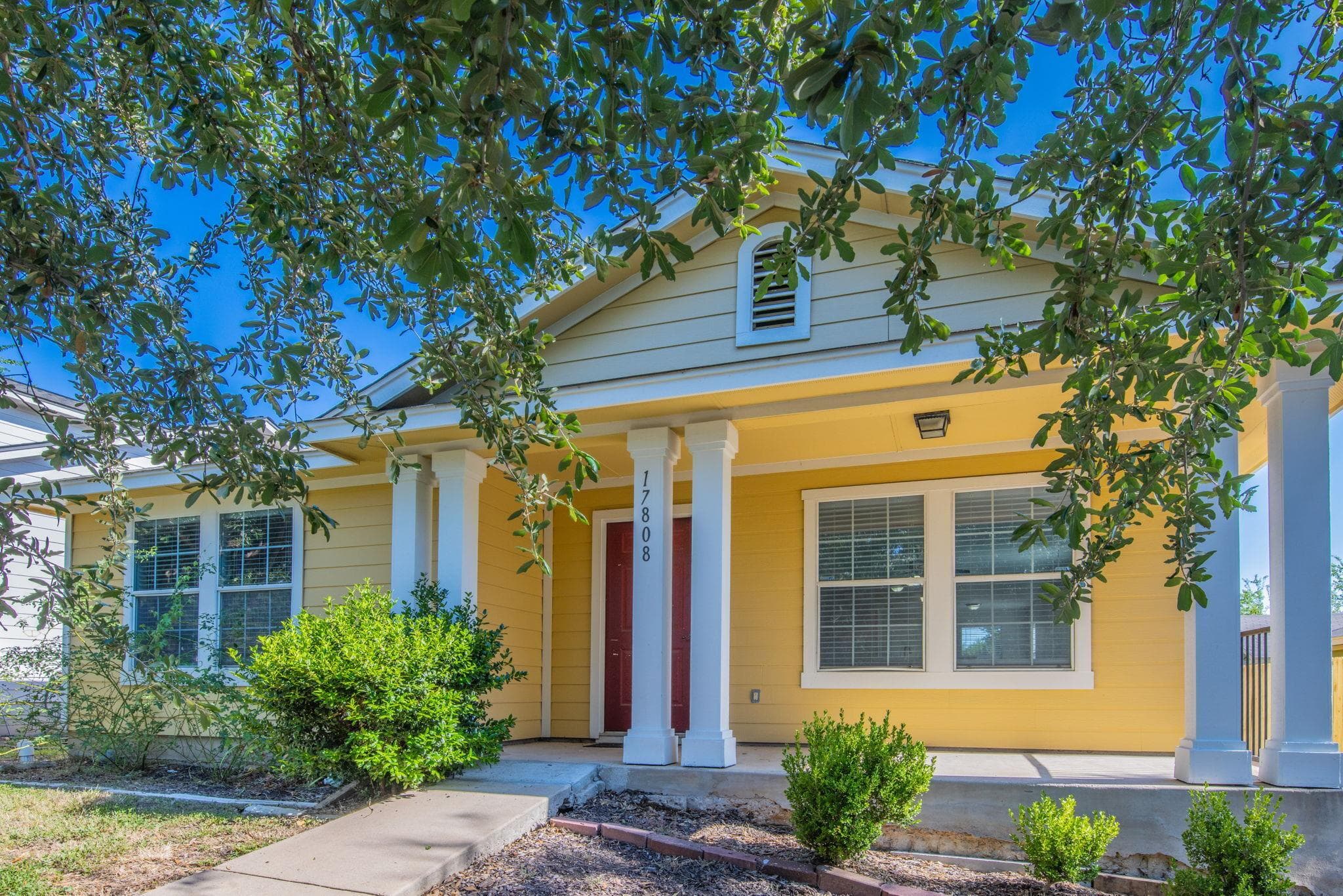 17808 Golden Valley Dr