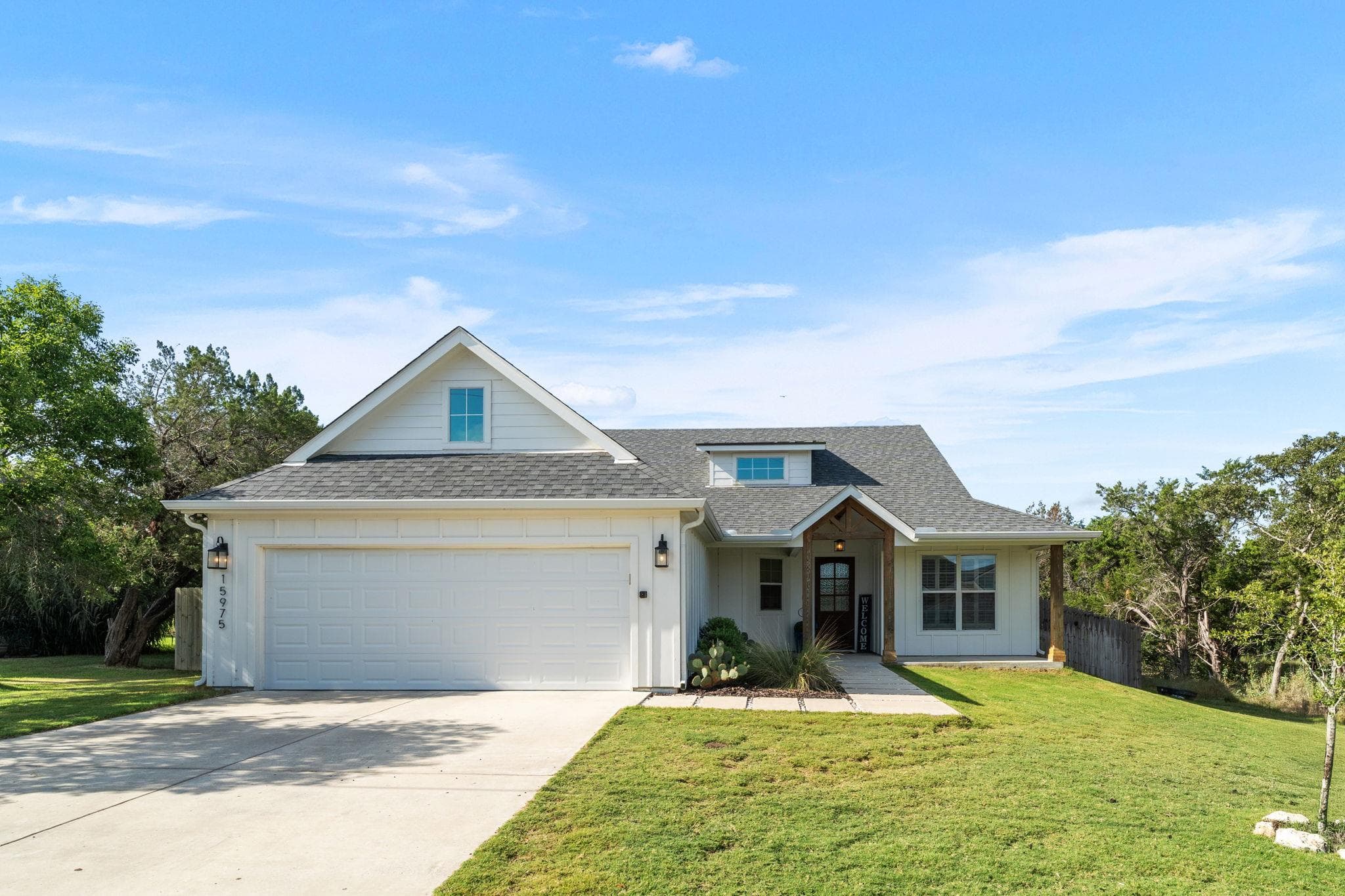 15975 Charlya Dr