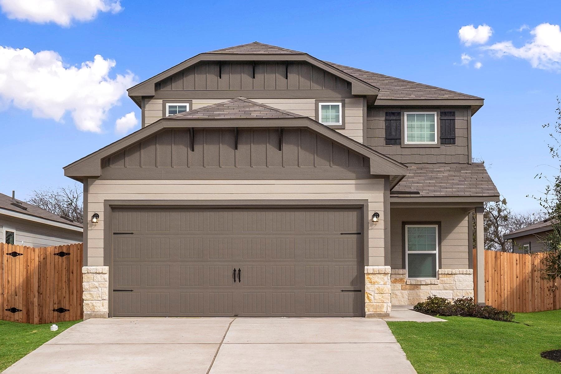 201 Paradise Canyon Dr