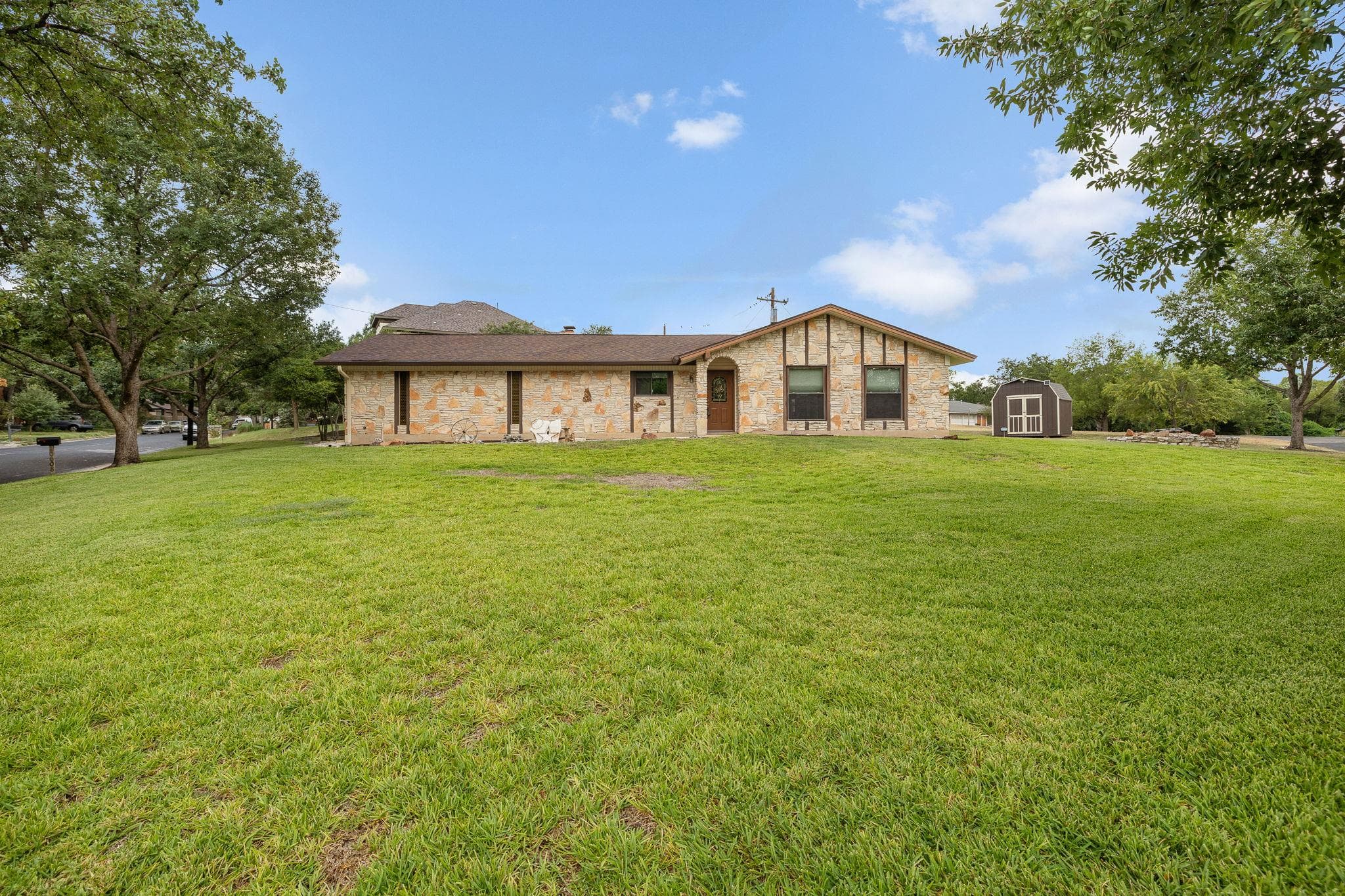10608  Denell Cir