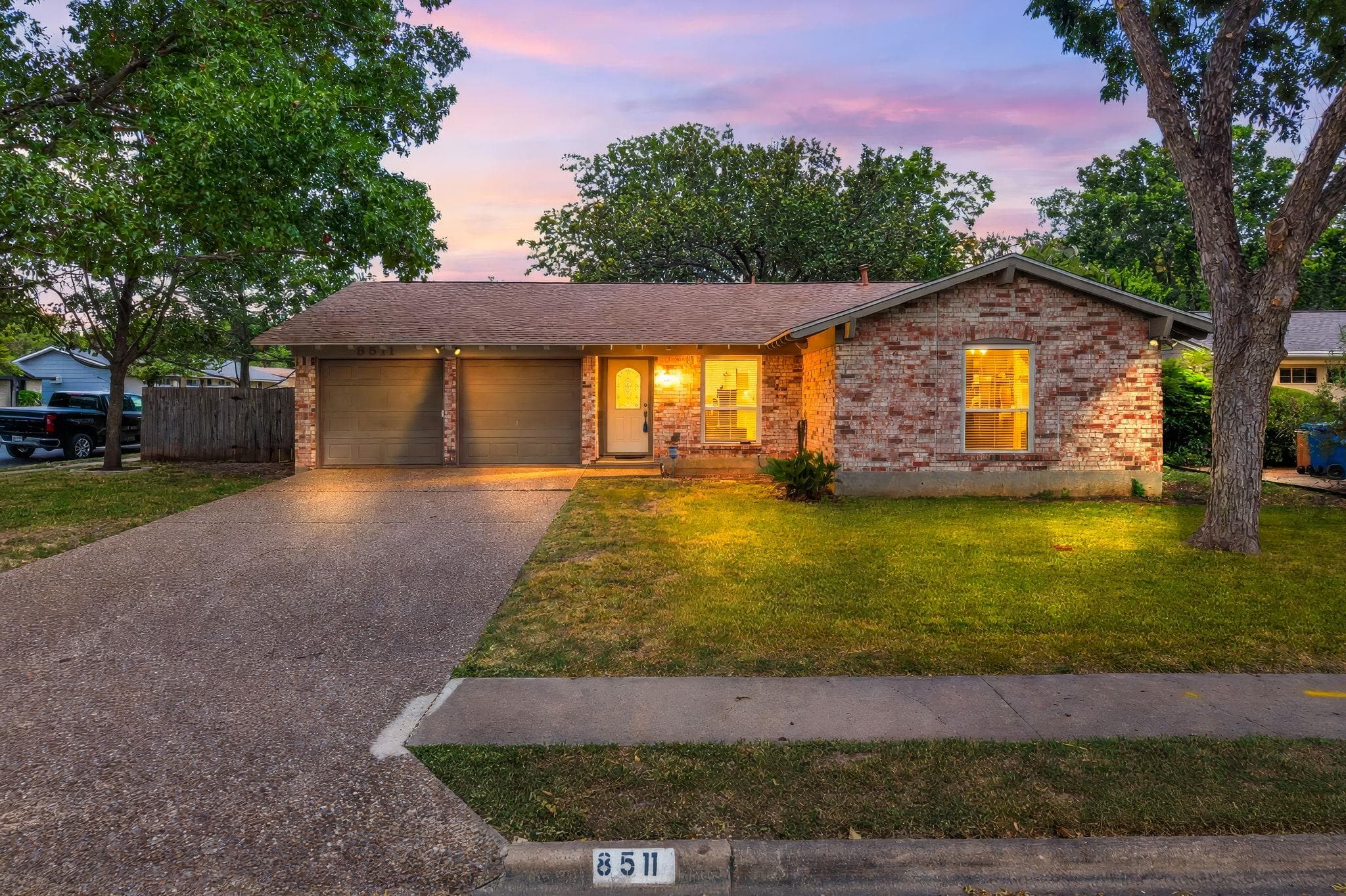 8511 Daleview Dr