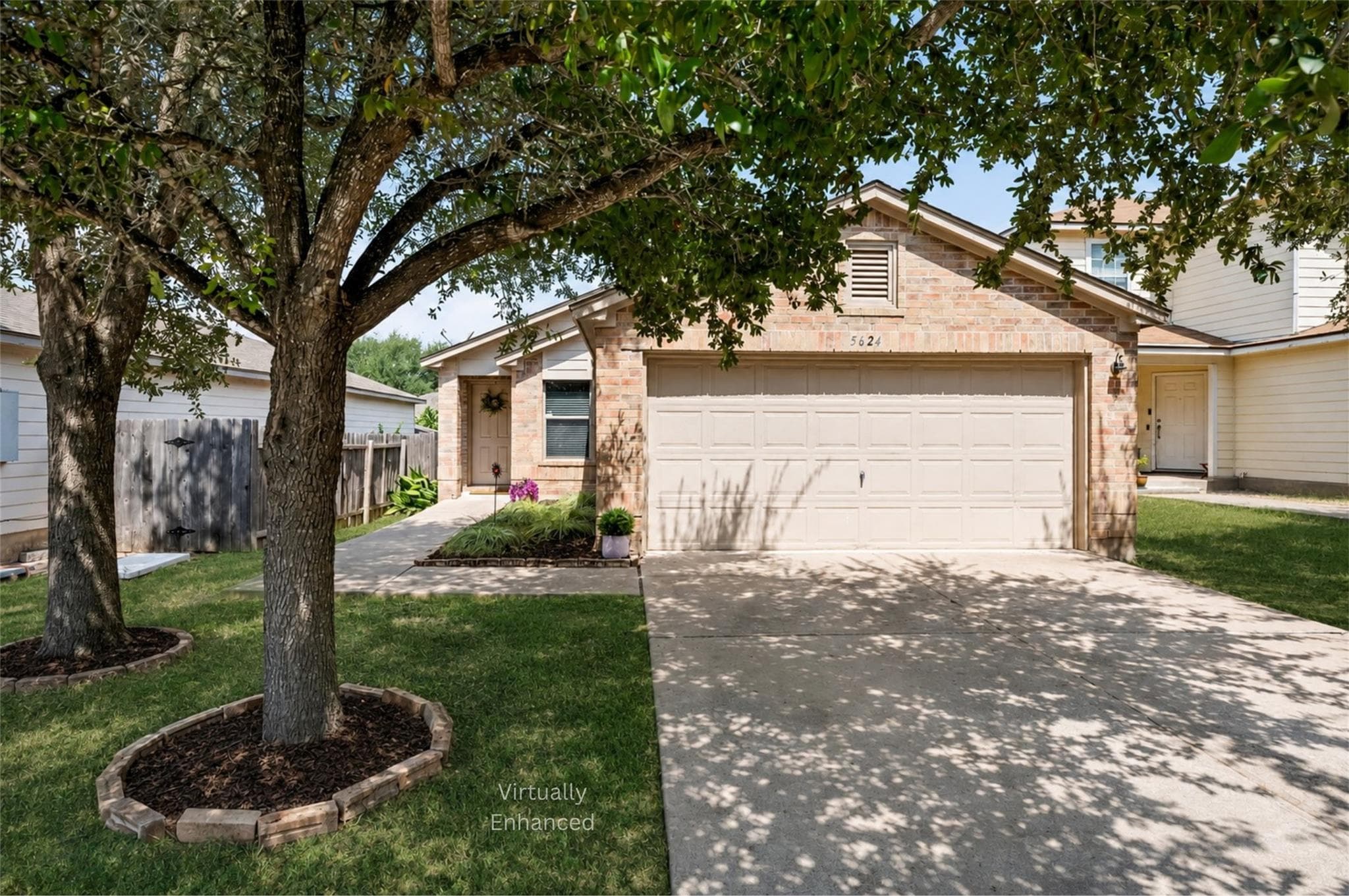 5624 Thunder Gulch Dr