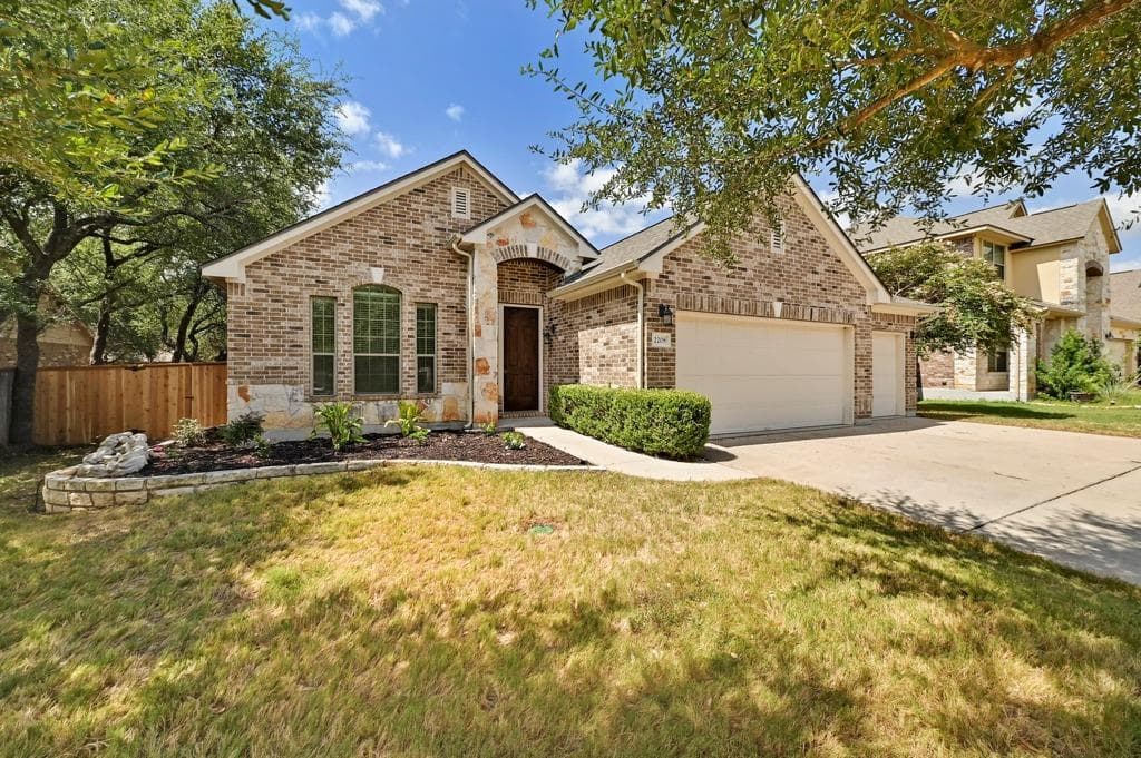 2208 Lookout Range Dr