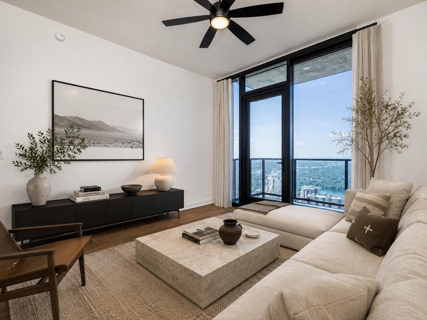 84 East Ave #3102