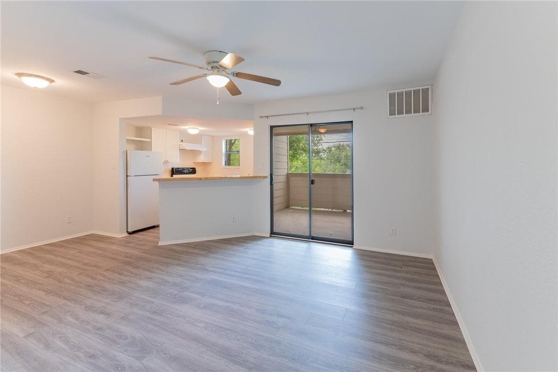2500  Burleson Rd  #614