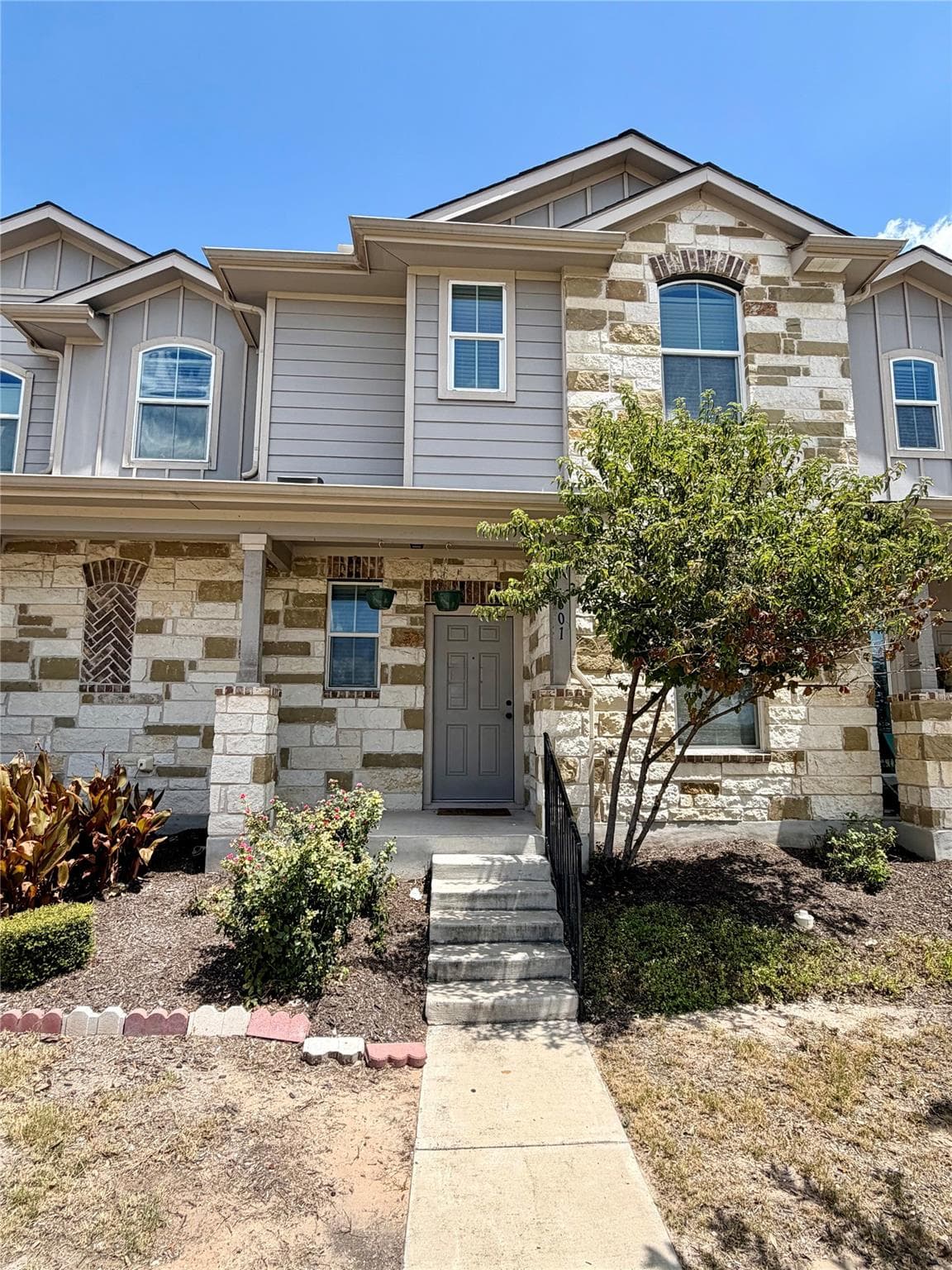 601 Katmai Cir