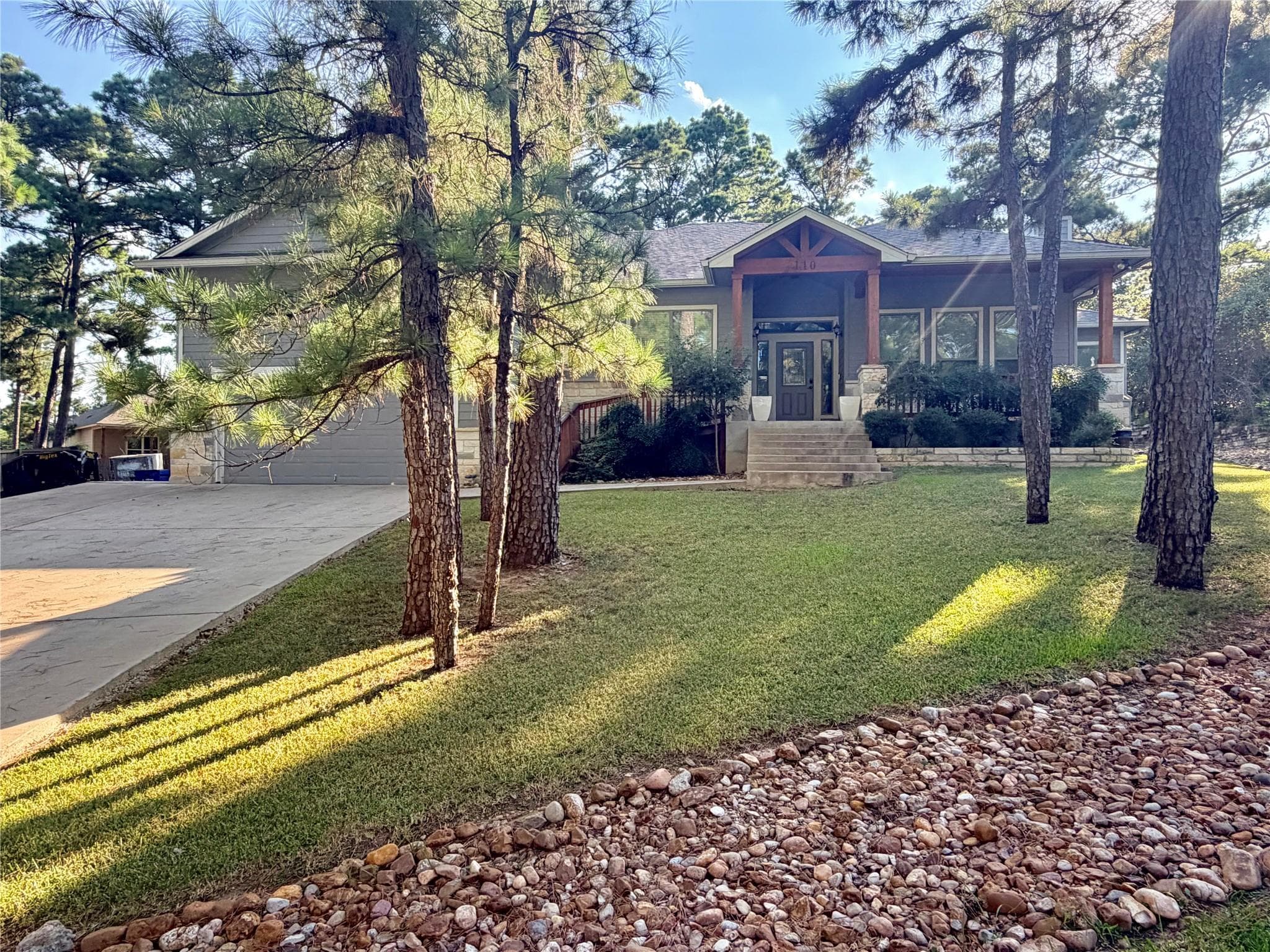 110 Pele Ct