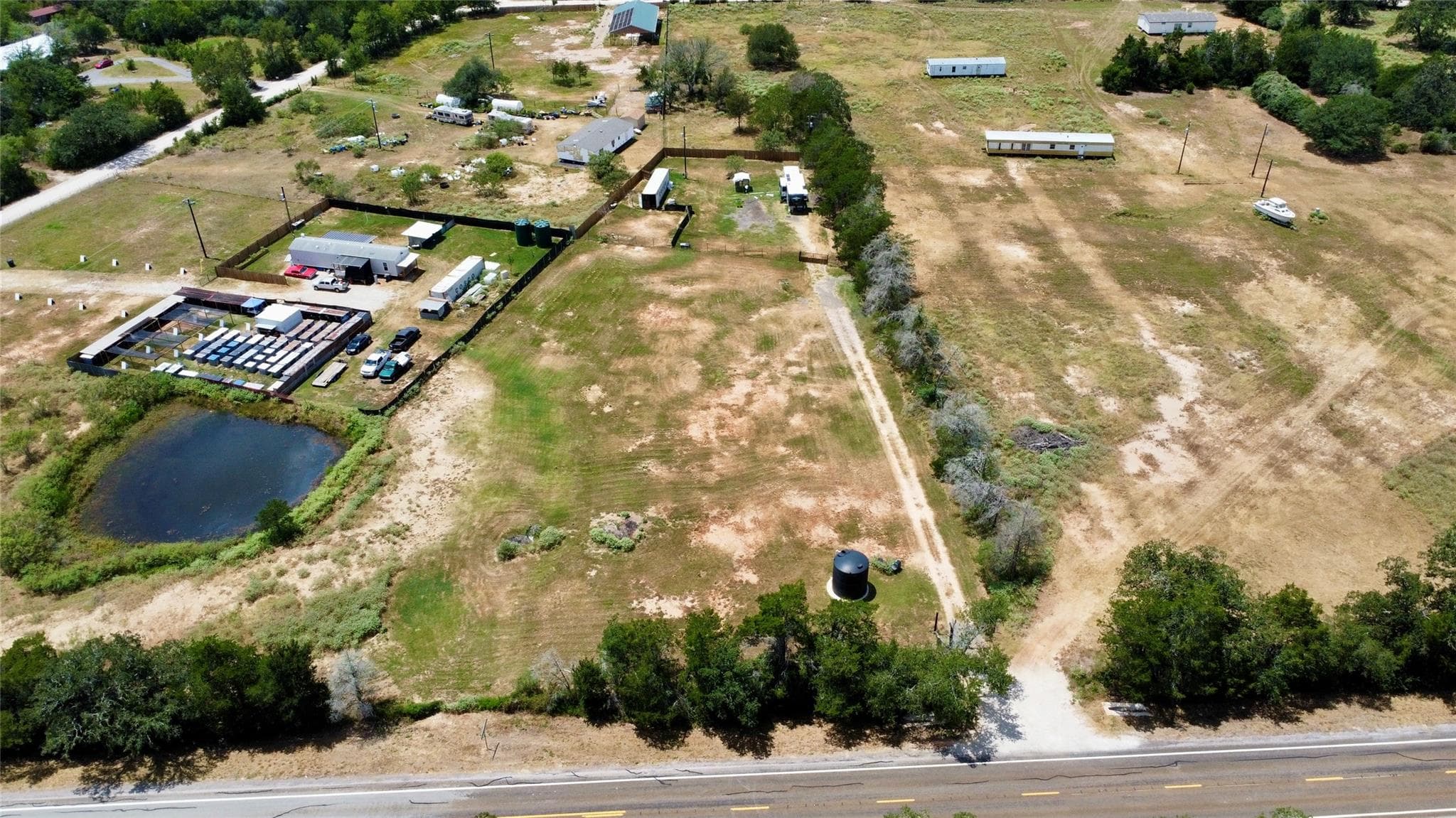 1856 Fm 2104 Hwy