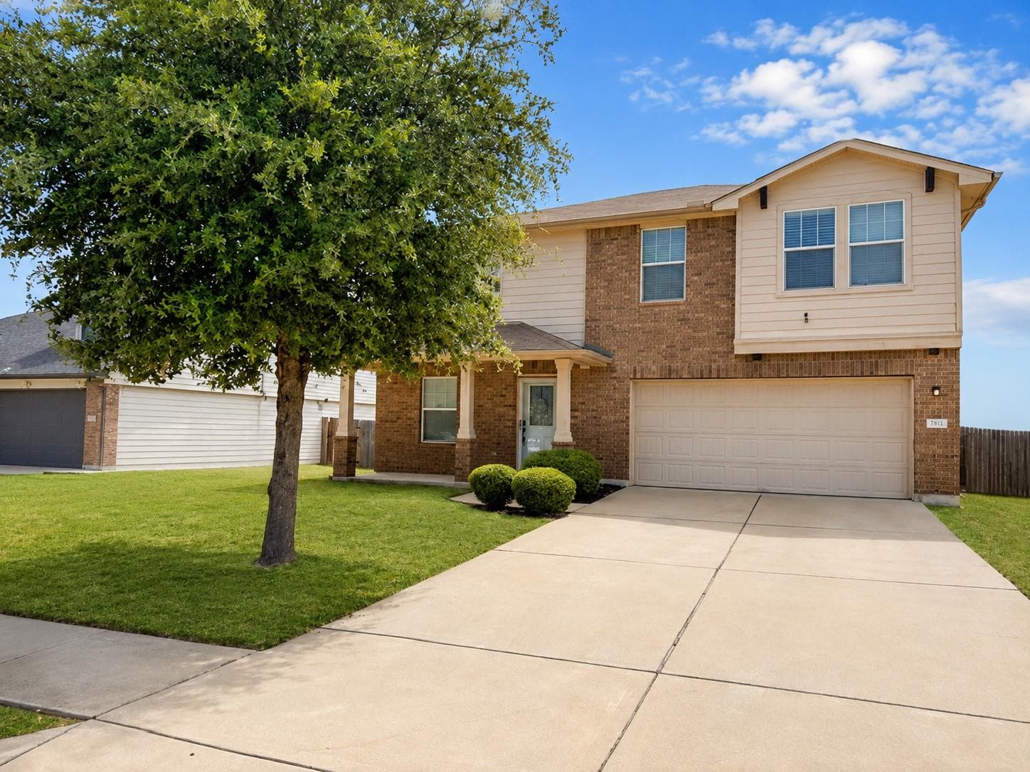 220  Adriana Ln