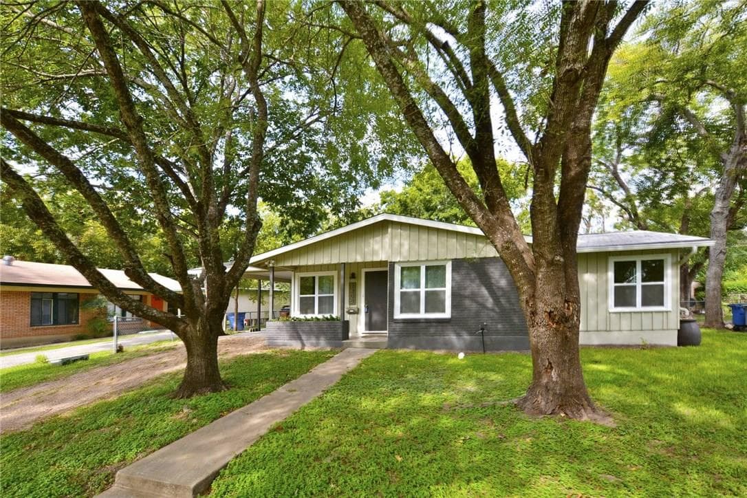 1408  Broadmoor Dr