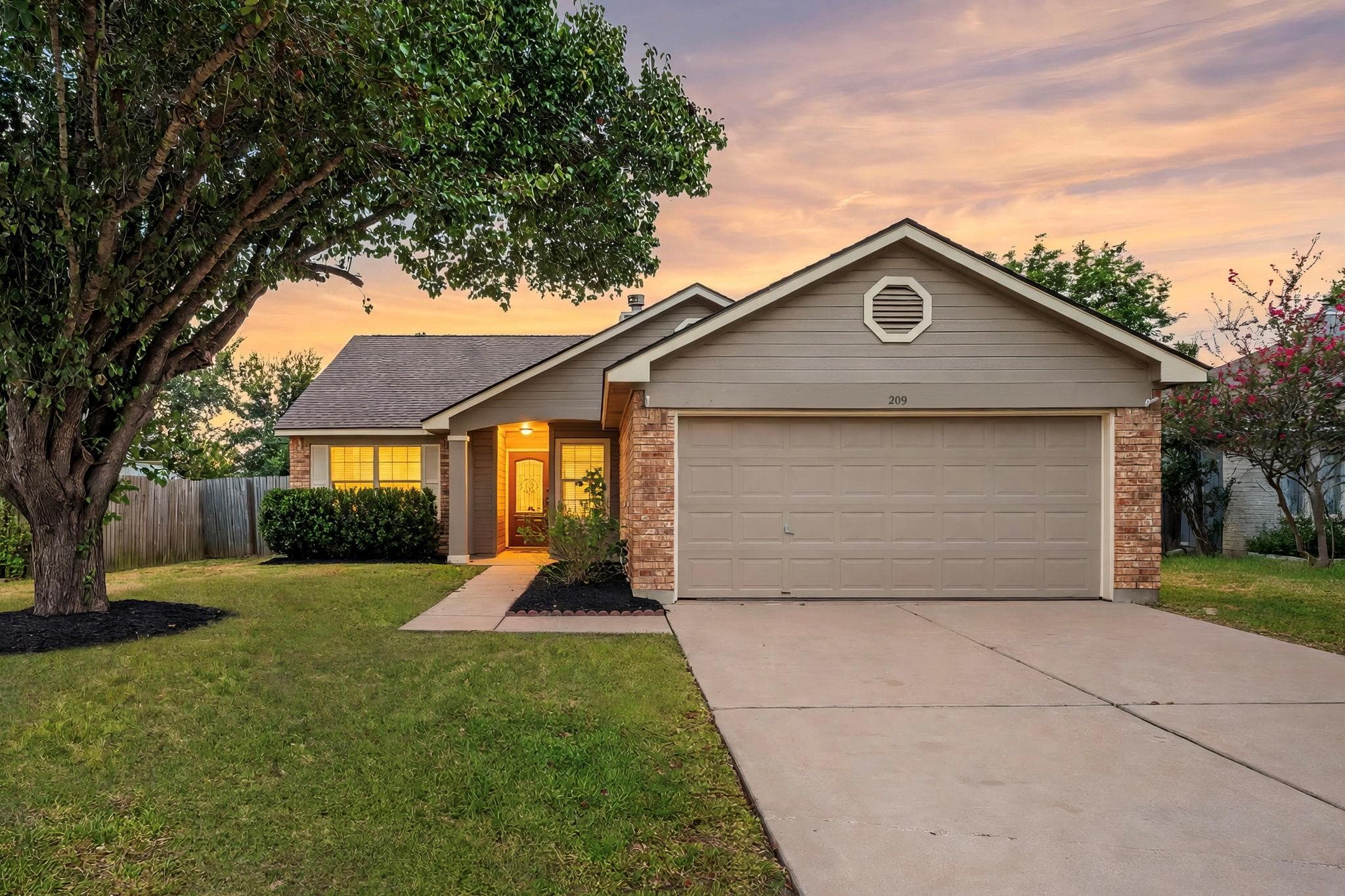 209 Clarks Way
