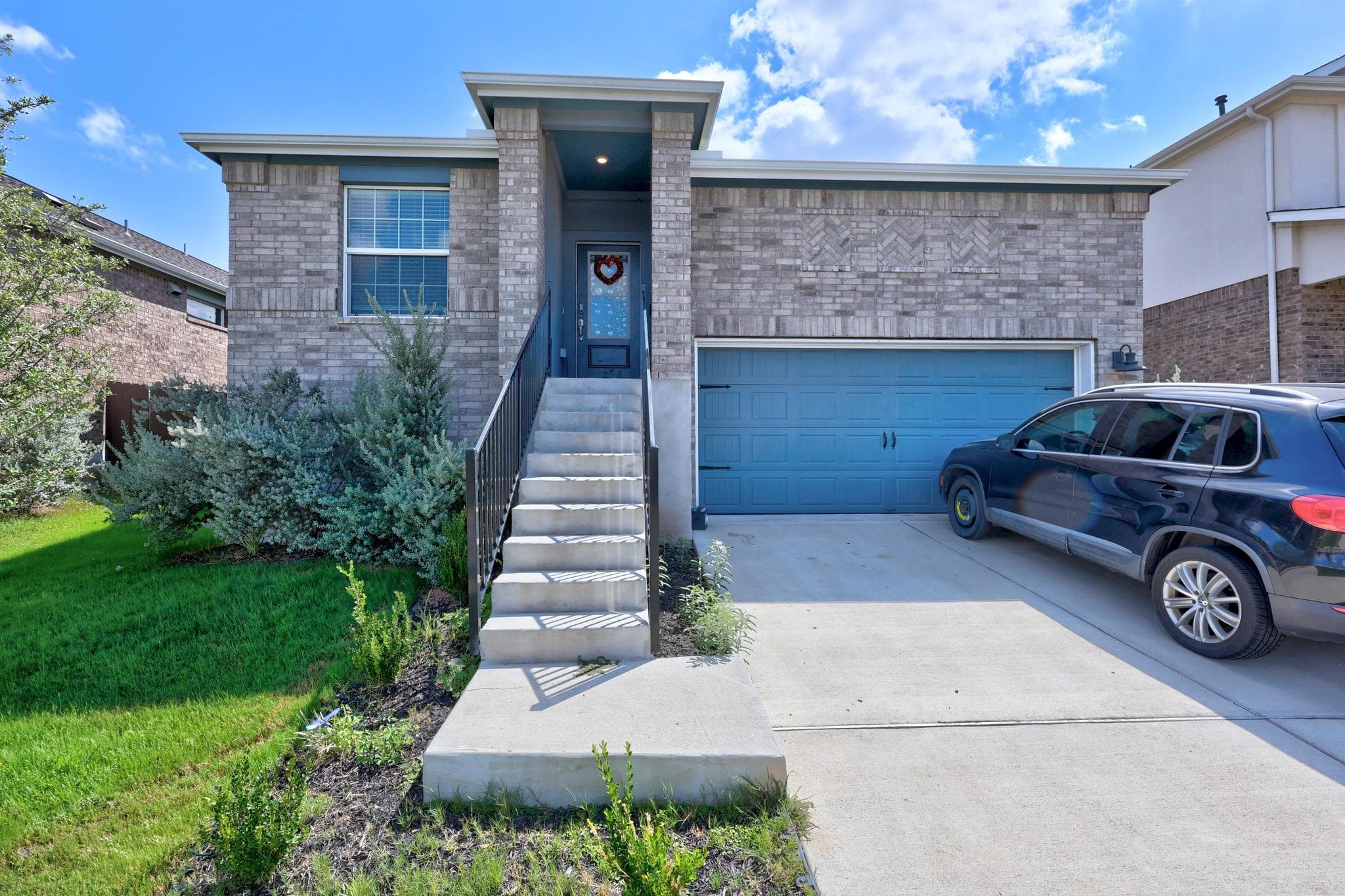 2321  Four Waters Loop