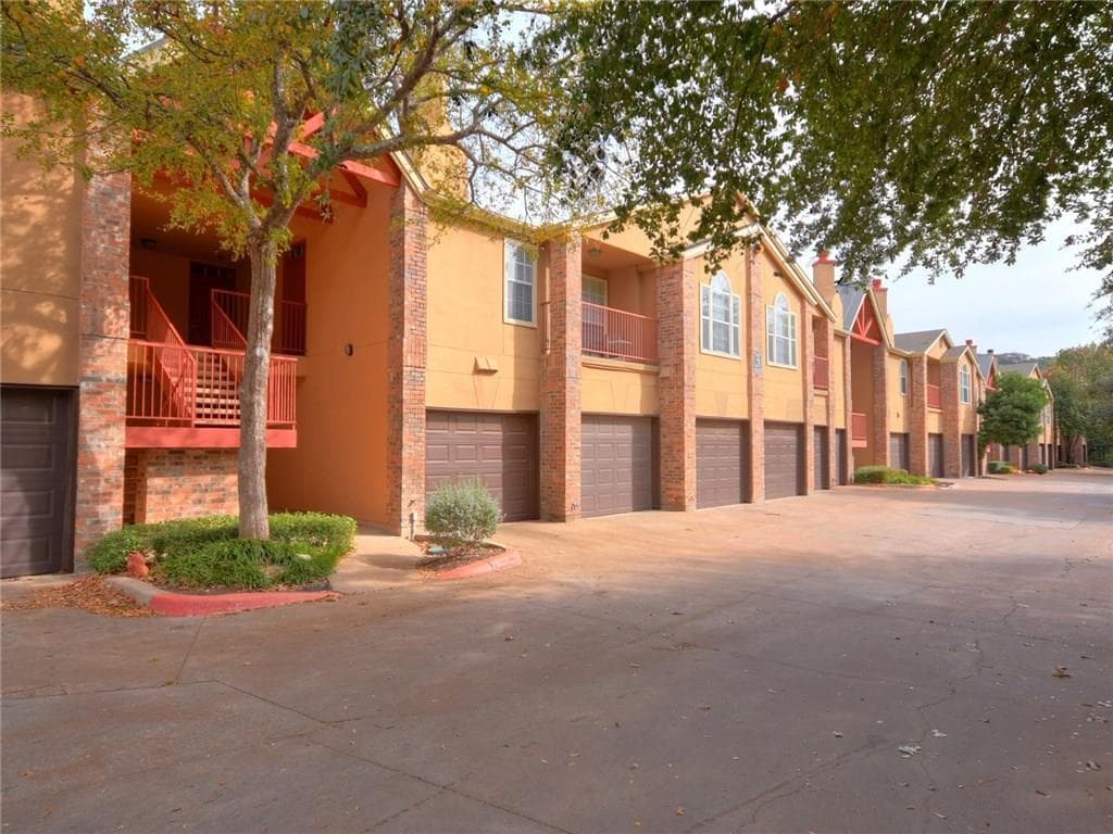 6804 N Capital Of Texas Hwy #526