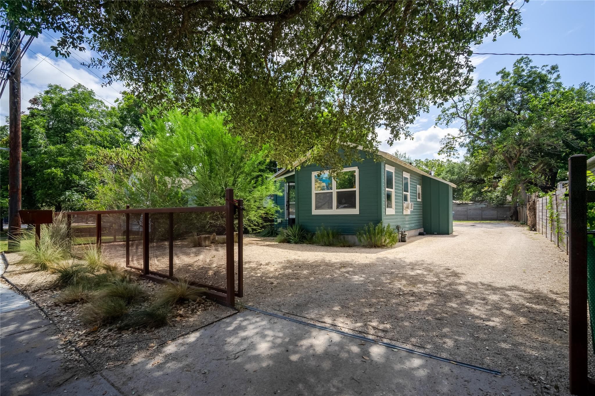 719  Springdale Rd