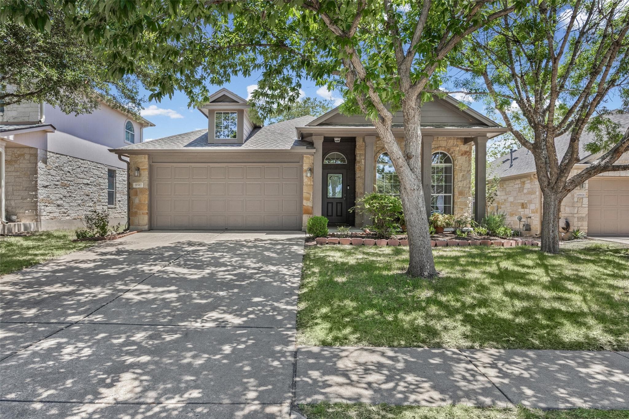 11917 Buzz Schneider Ln