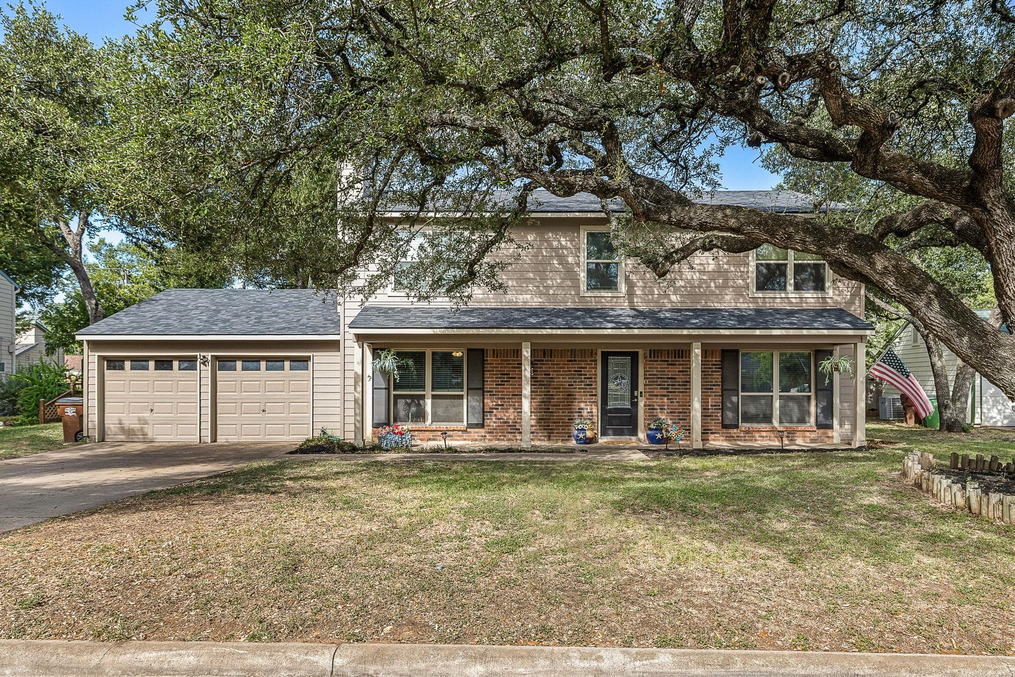 2300  OAKRIDGE Dr