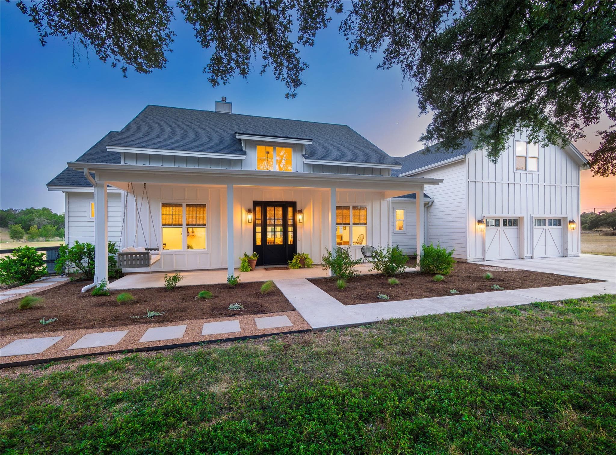 112 Roanoak Dr