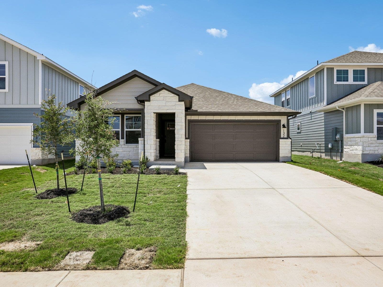 132 Woodbrook Dr