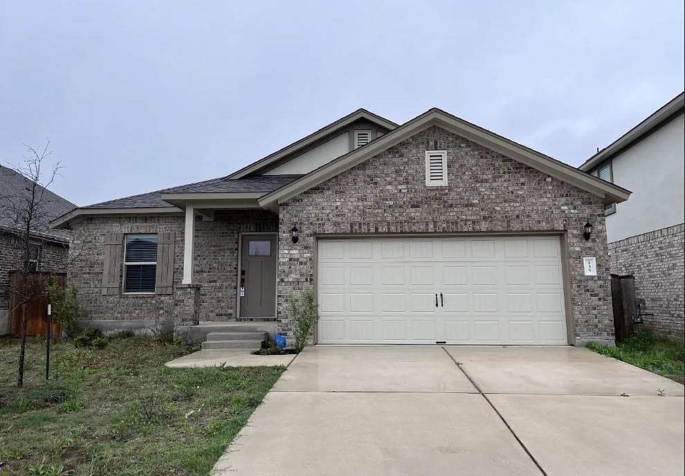 135  Smokebush Trl