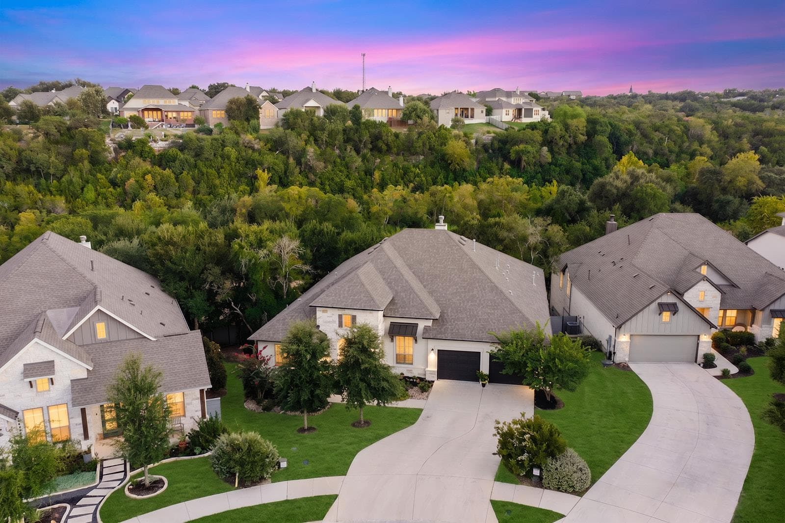 129  Hollytree Ct