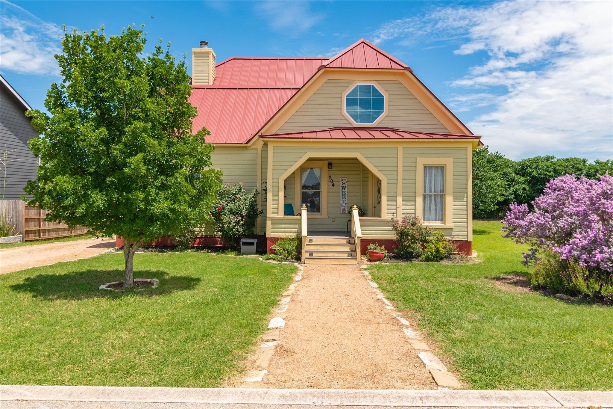 204  Prim Rose St