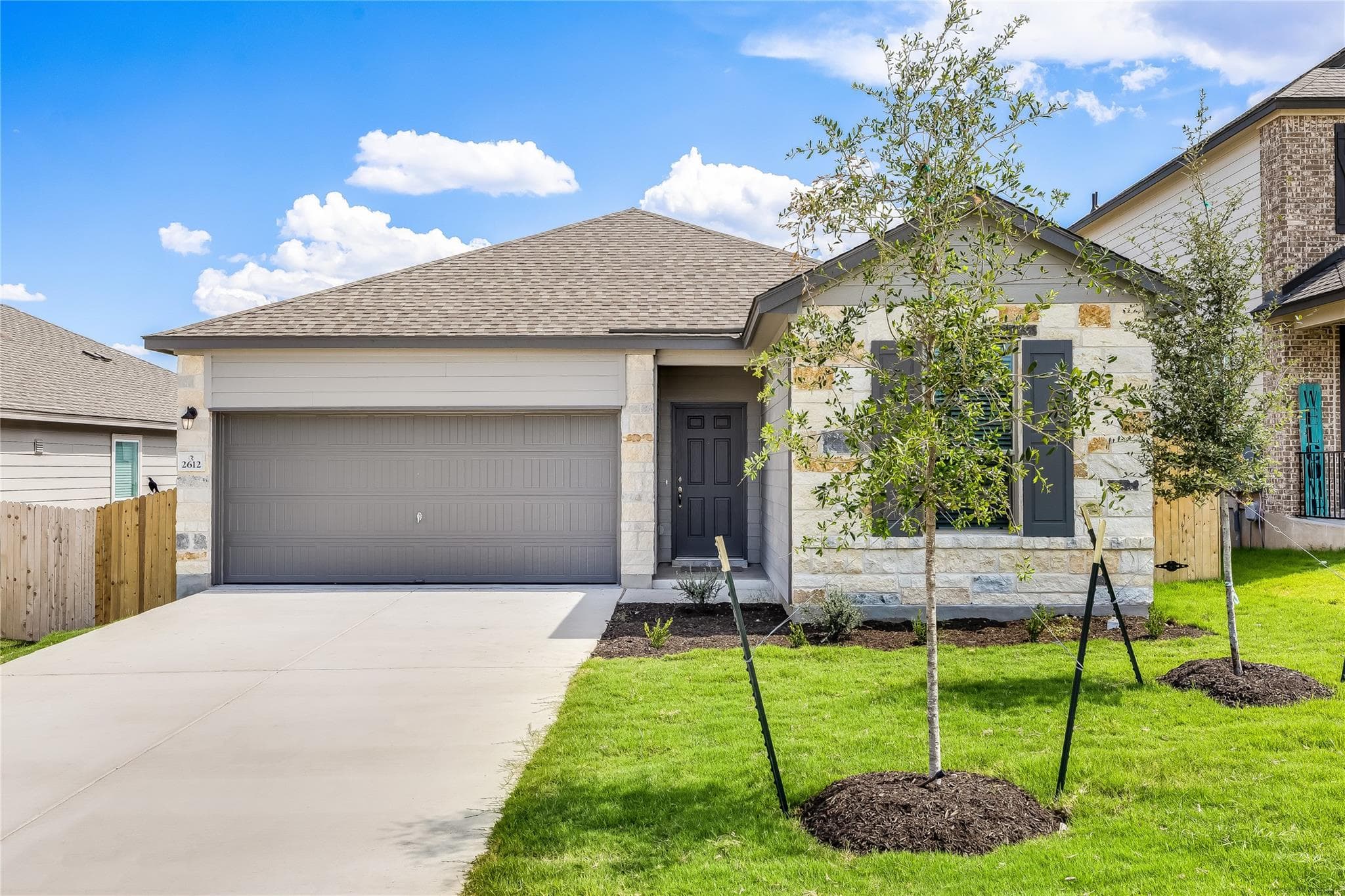 2612  DONNA OLENE Dr