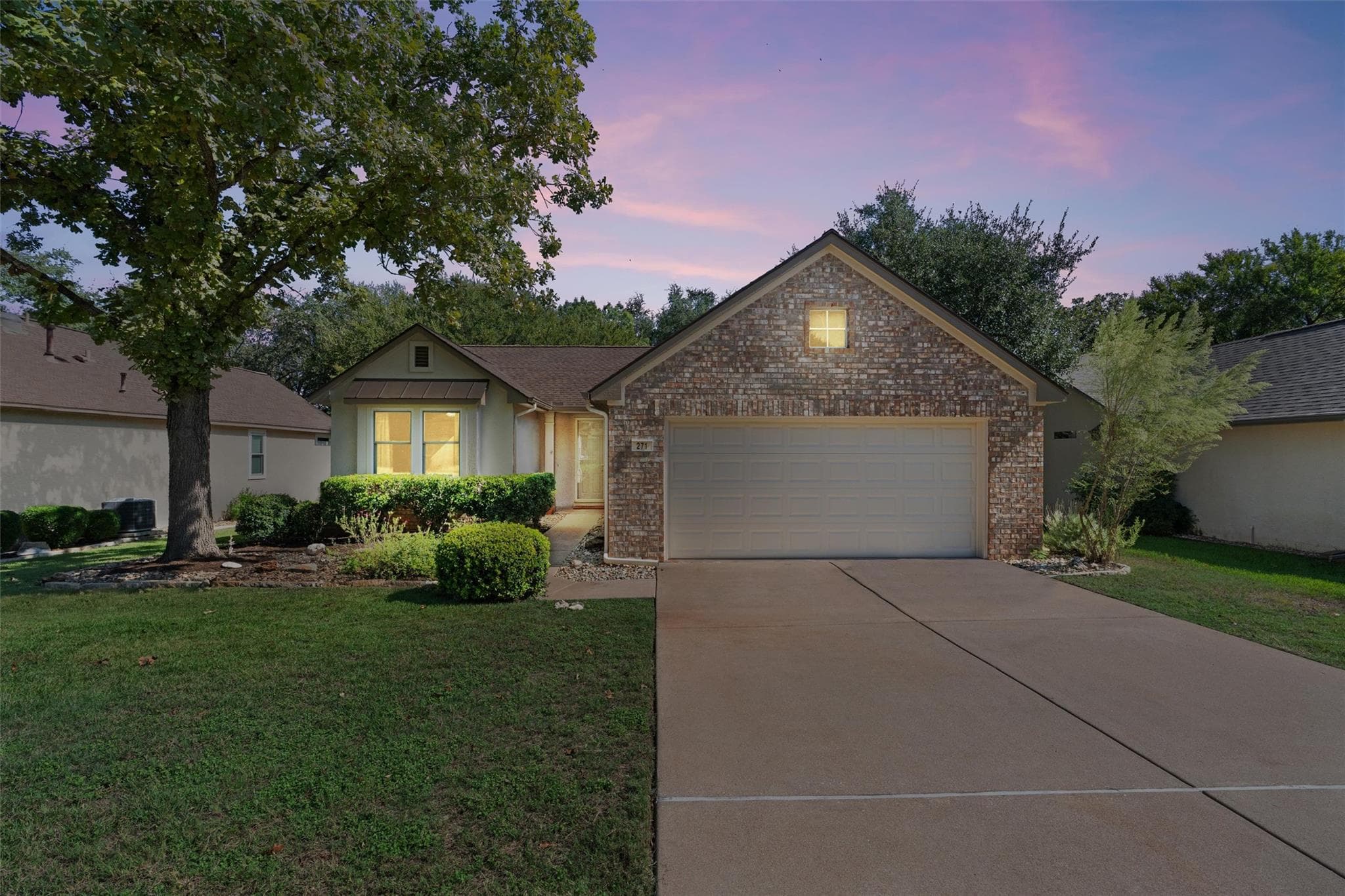 271  Whispering Wind Dr