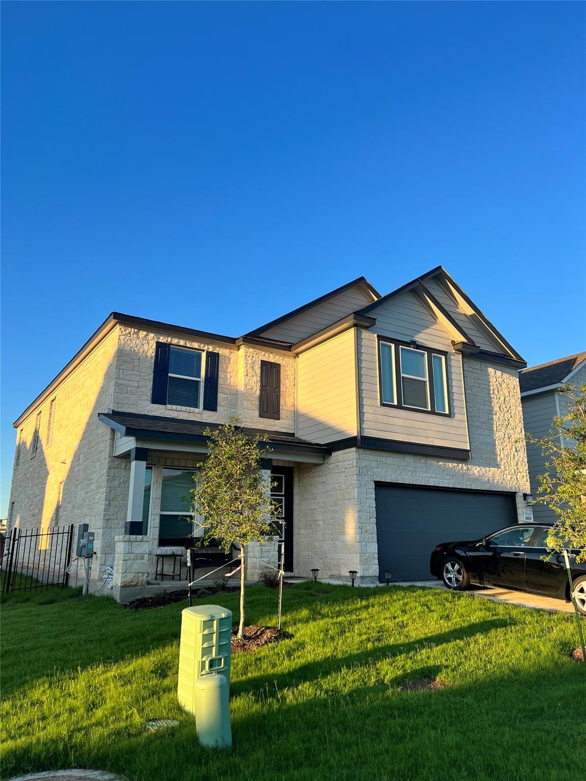 4600  Colmar Dr