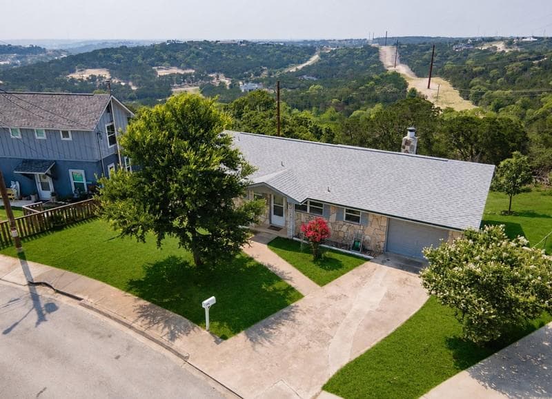 115  Village Dr