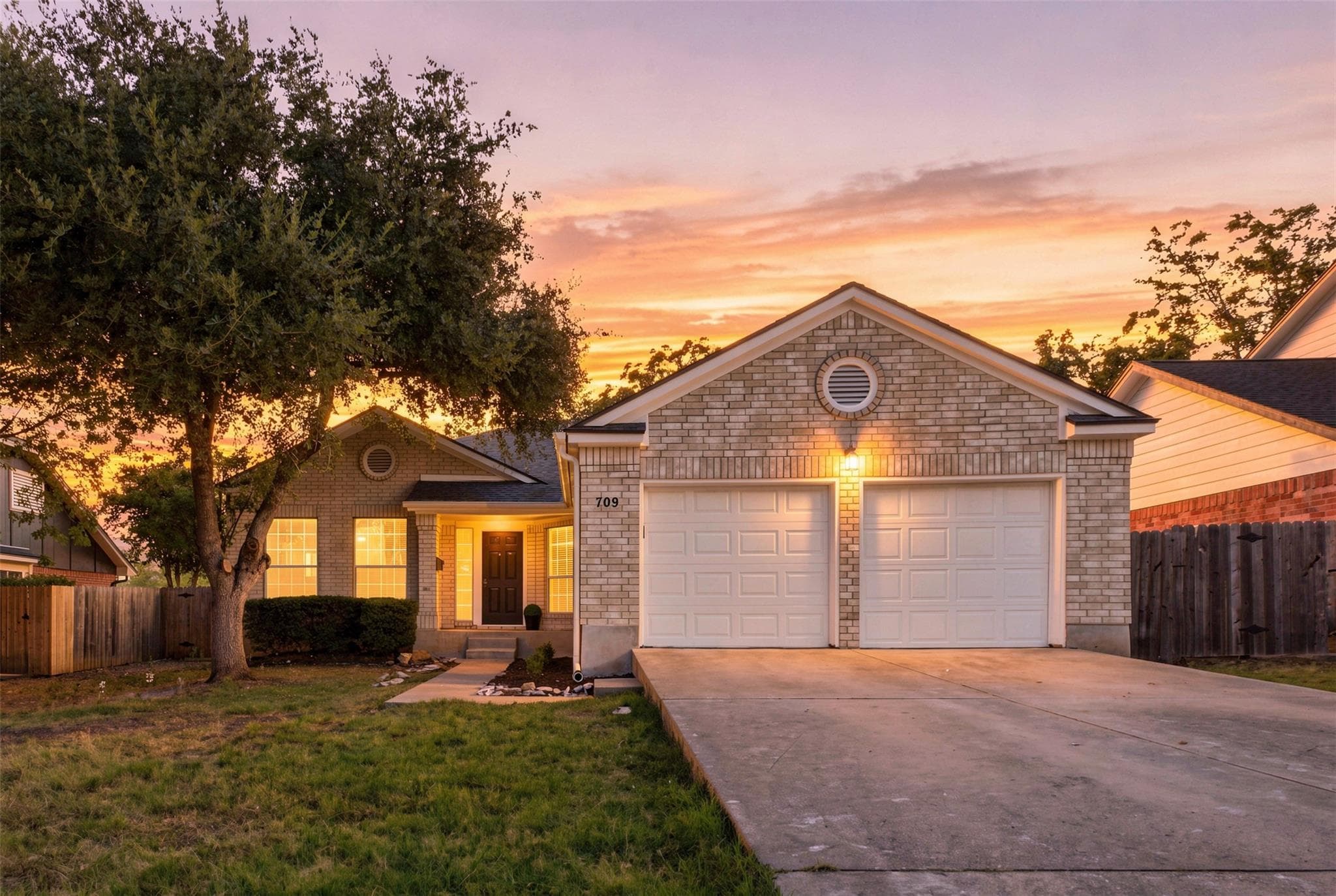 709  Elder Way