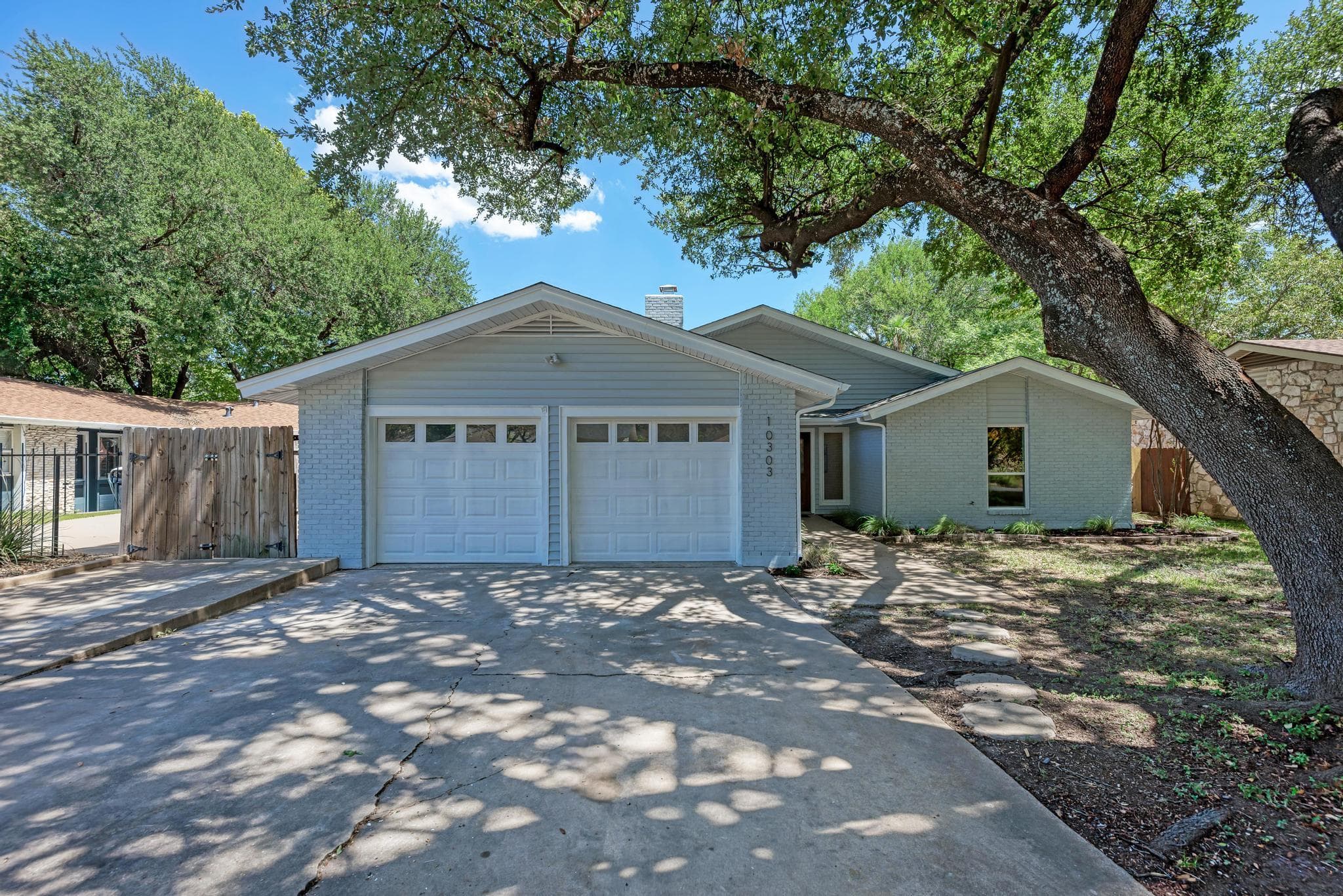 10303 Leaning Willow Dr