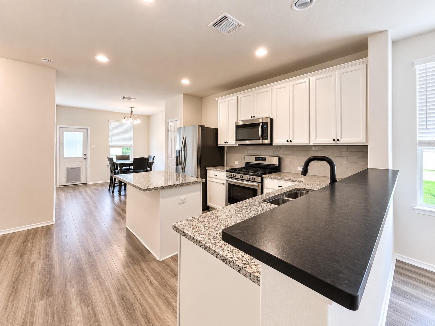 220 Pepperbark Loop