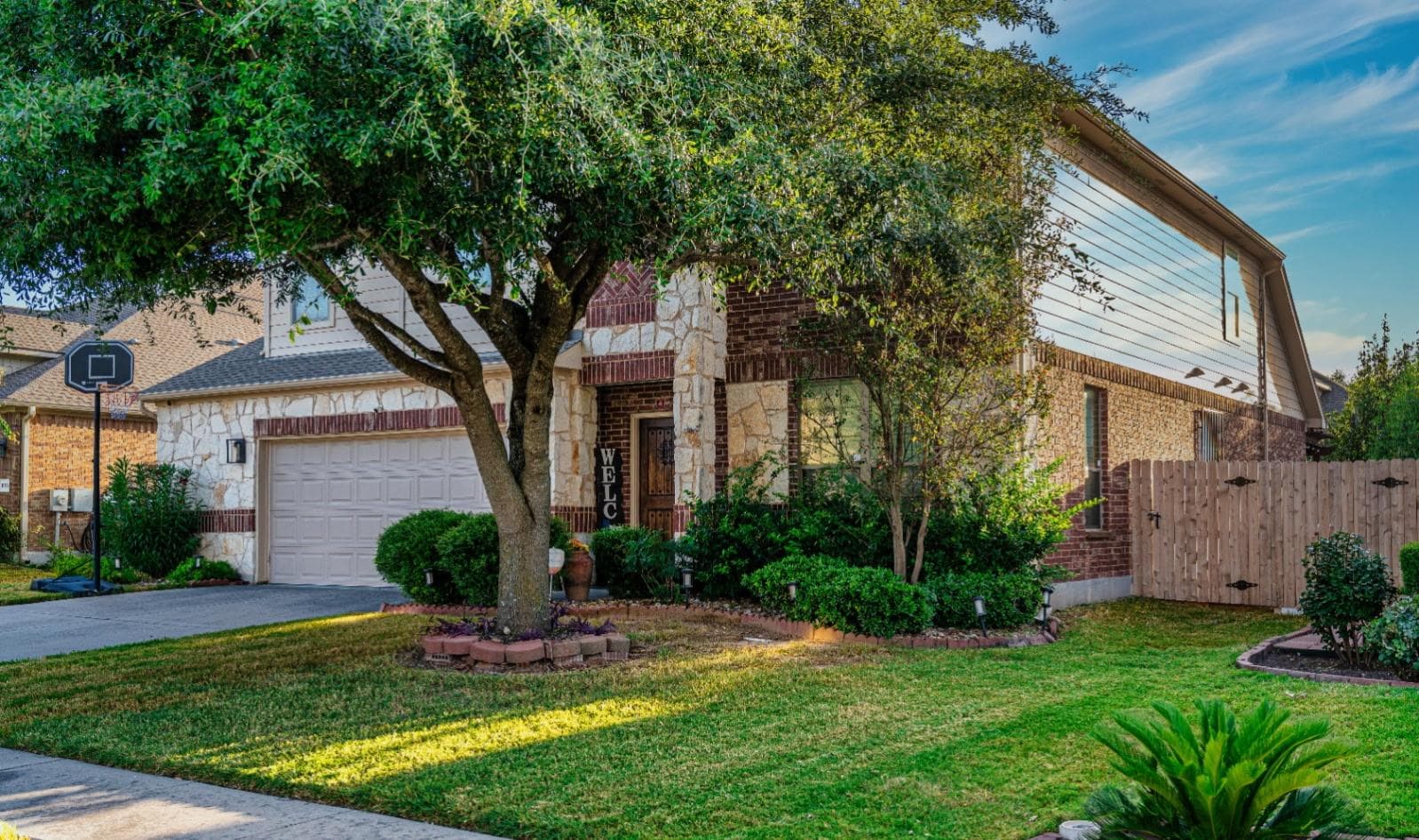 1032  Dyer Crossing Way