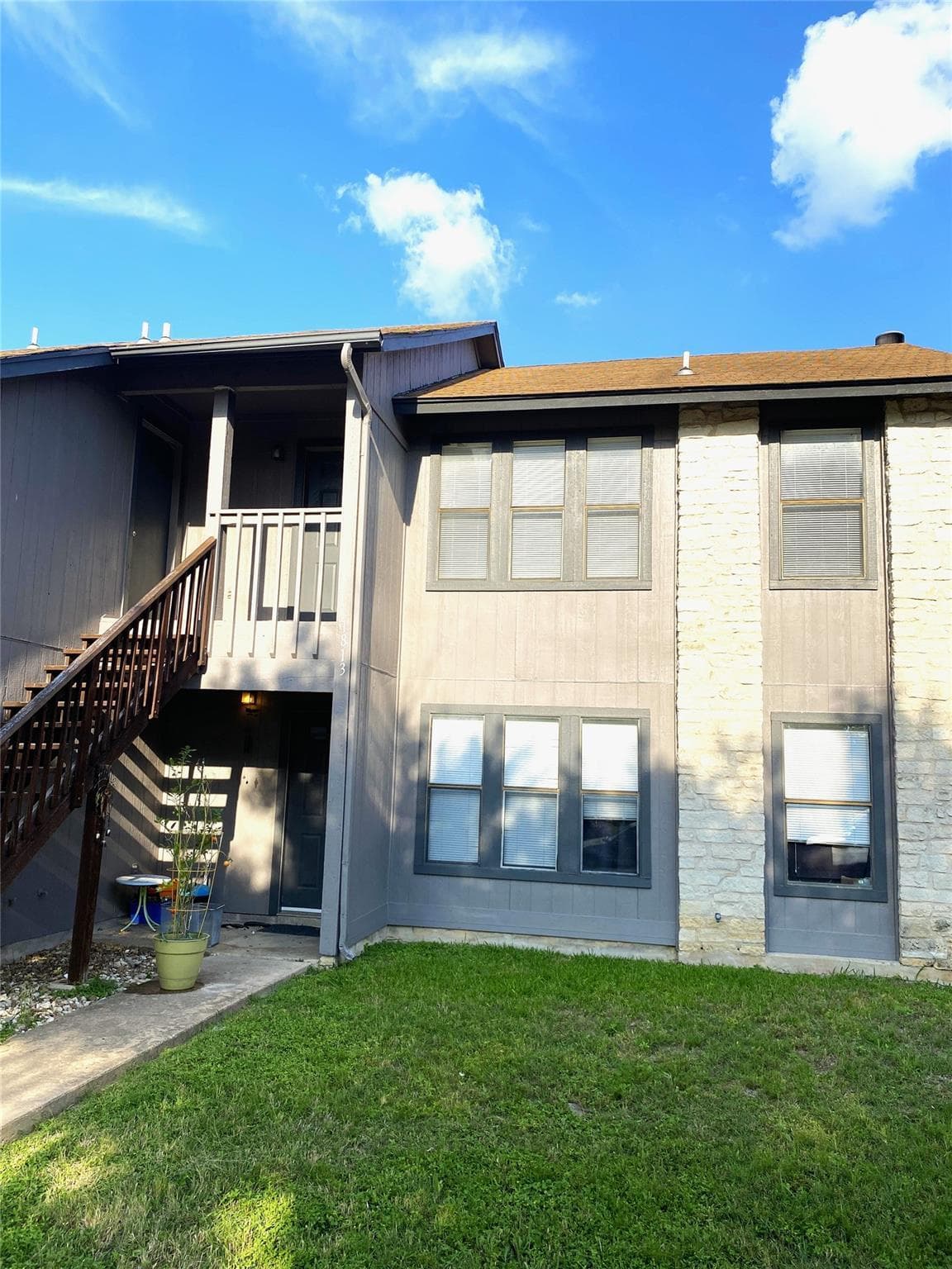 1815 Rawhide Dr #1815