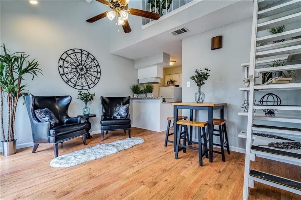 701  Nelray Blvd  #14