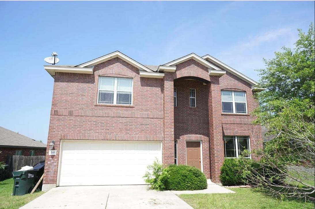 243  Devonshire Dr
