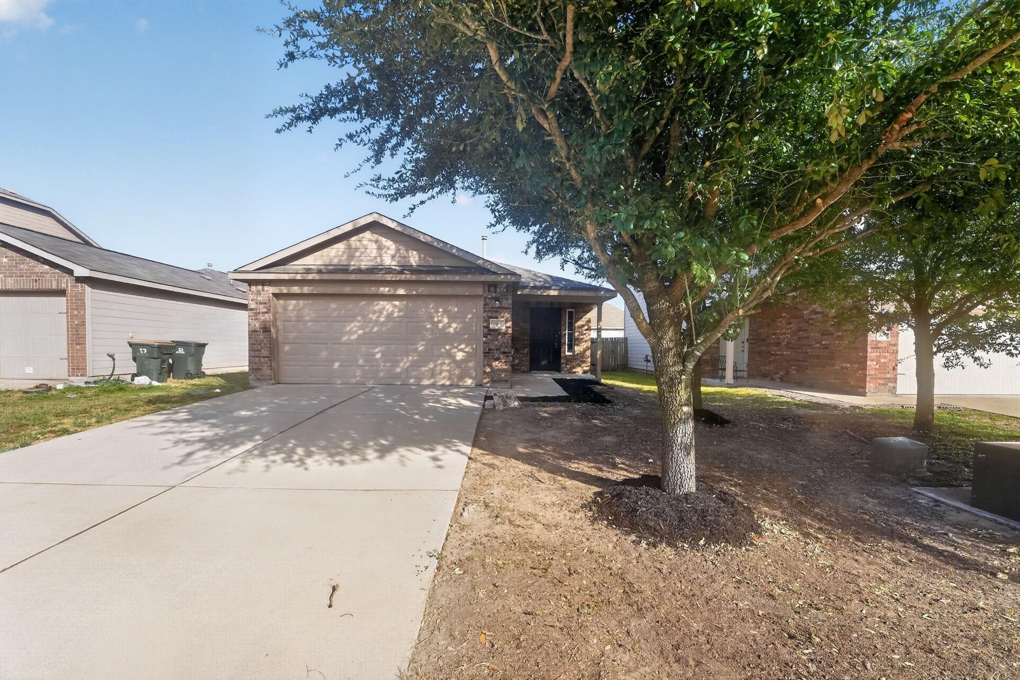 1564  Breanna Ln