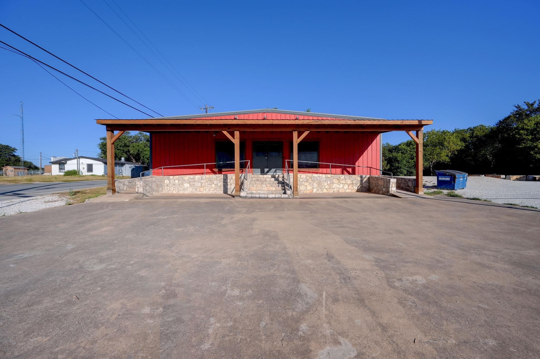 1301 & 1307 N Main St N