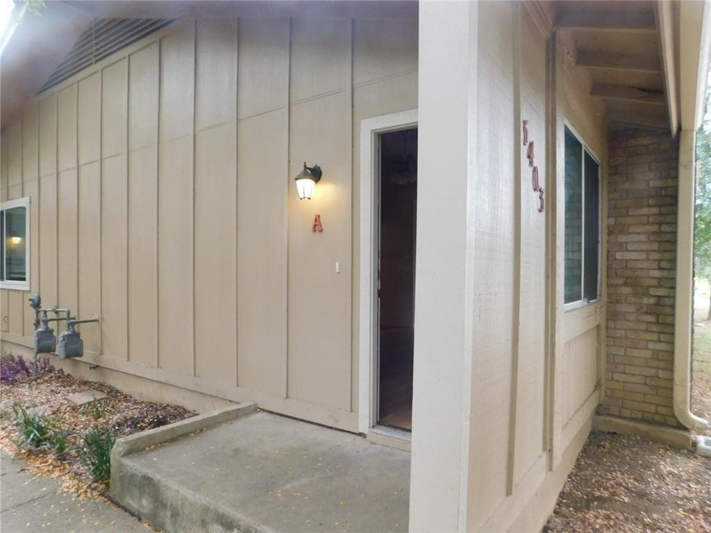 5403  West Gate Blvd  #A