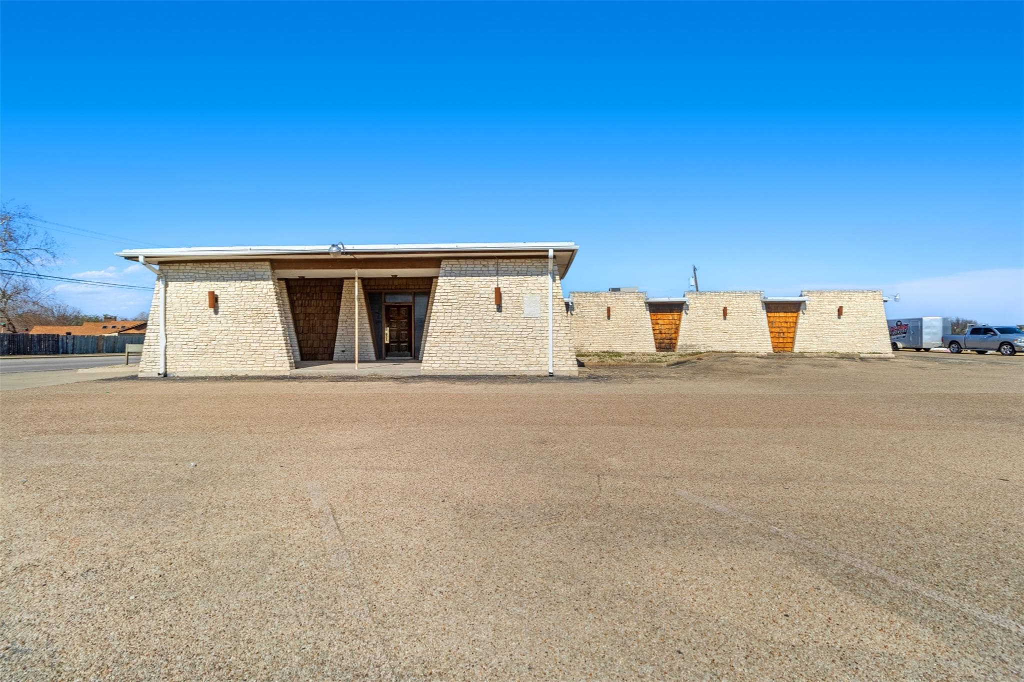 2900  Trimmier Rd