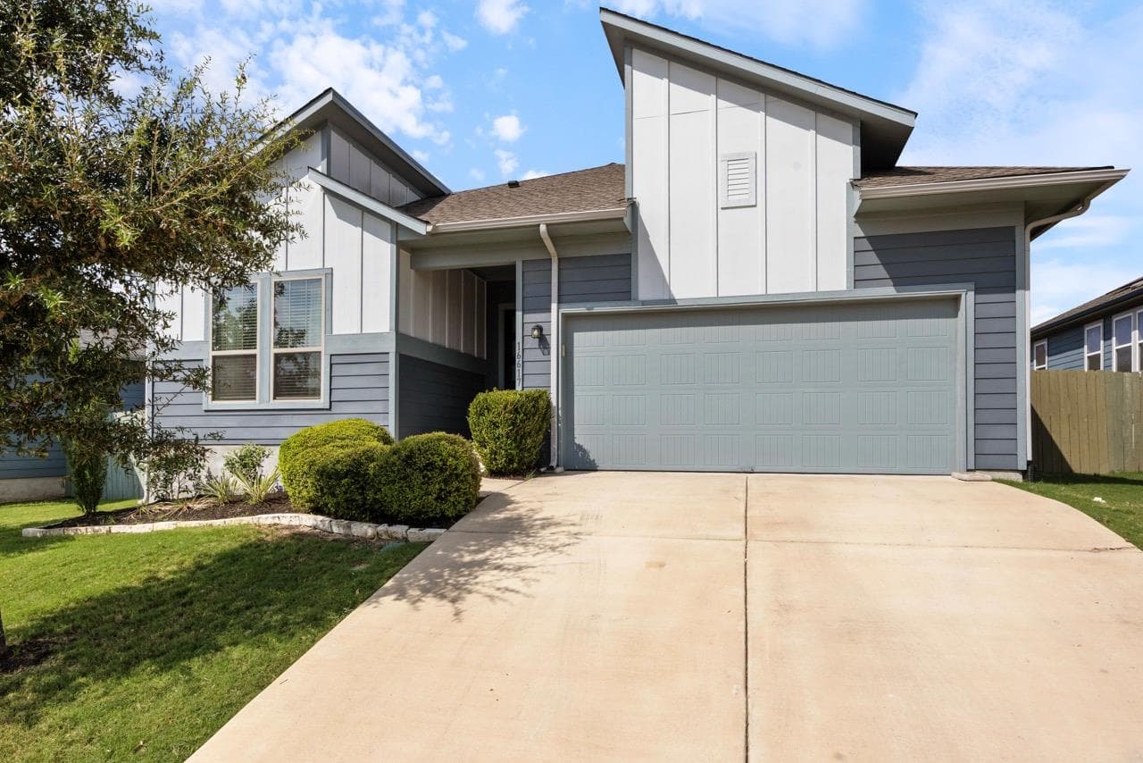 16617  Sumptuous Dr