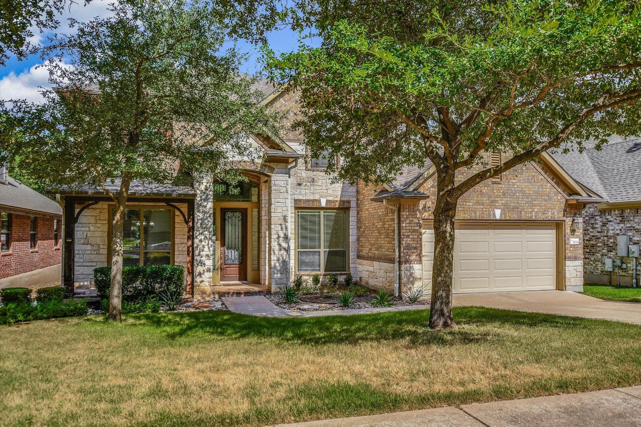 15524 Brodick Dr