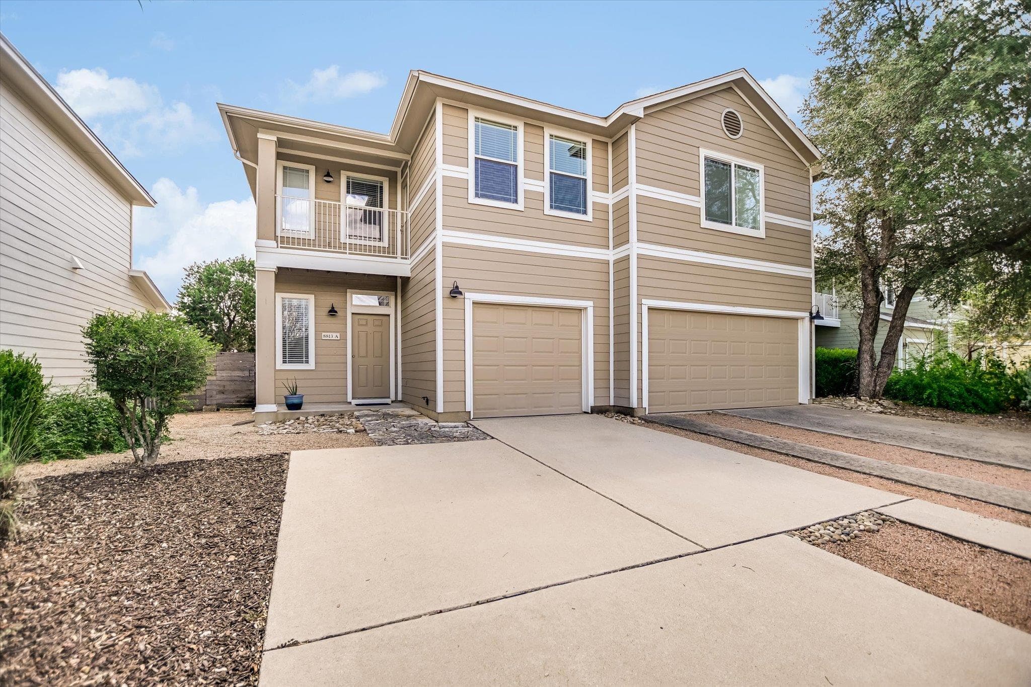 8813  Mountain Shadows Cv  #A