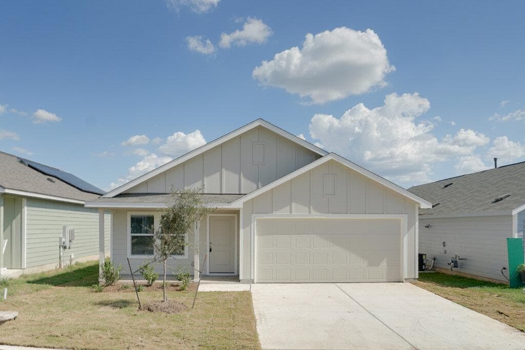 433  Whoopers Loop