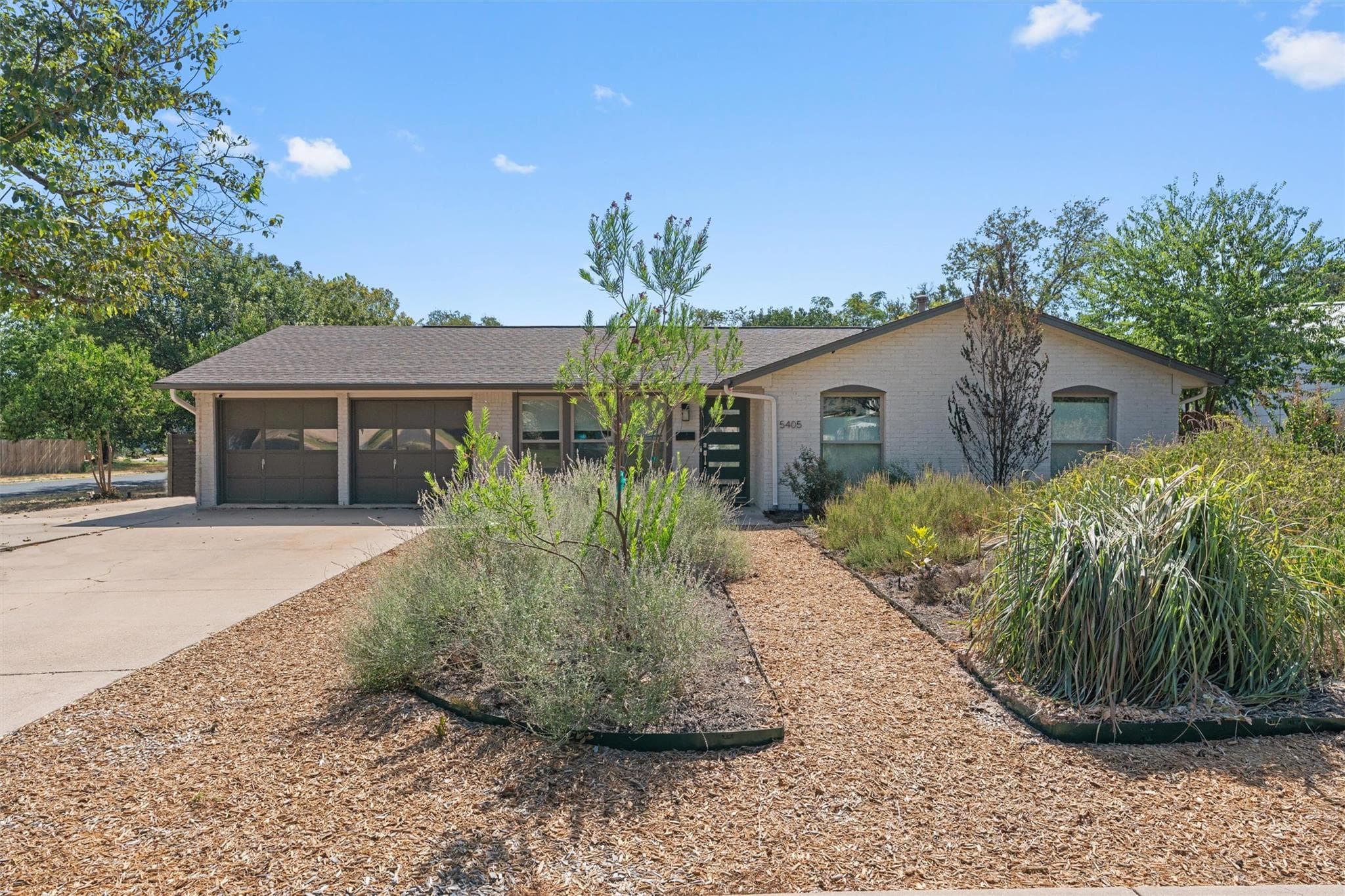 5405 Fairmont Cir