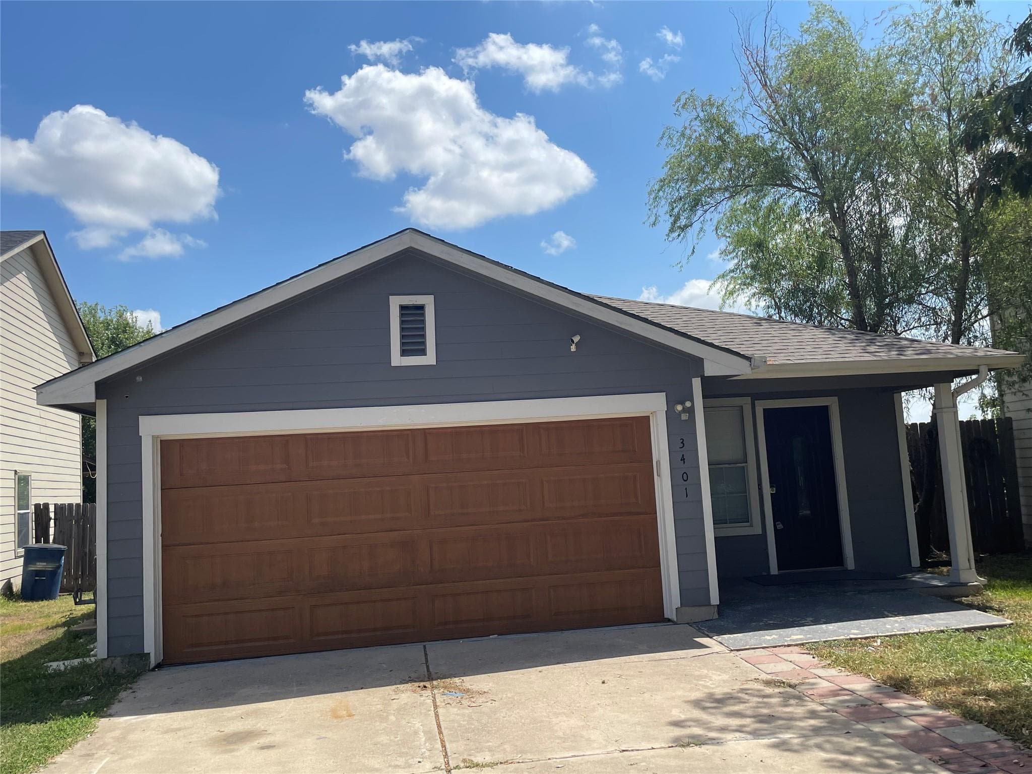 3401  Sand Dunes Ave