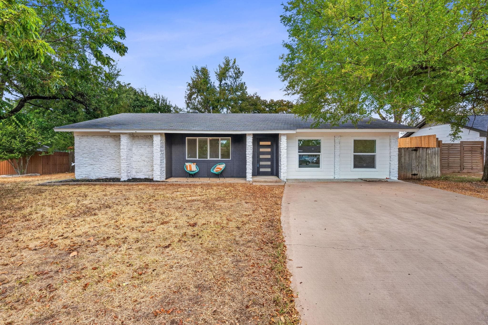 12505  Parkland Dr