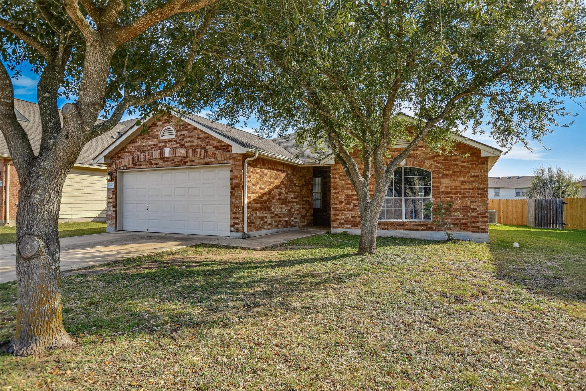 401  Bandara Woods Blvd